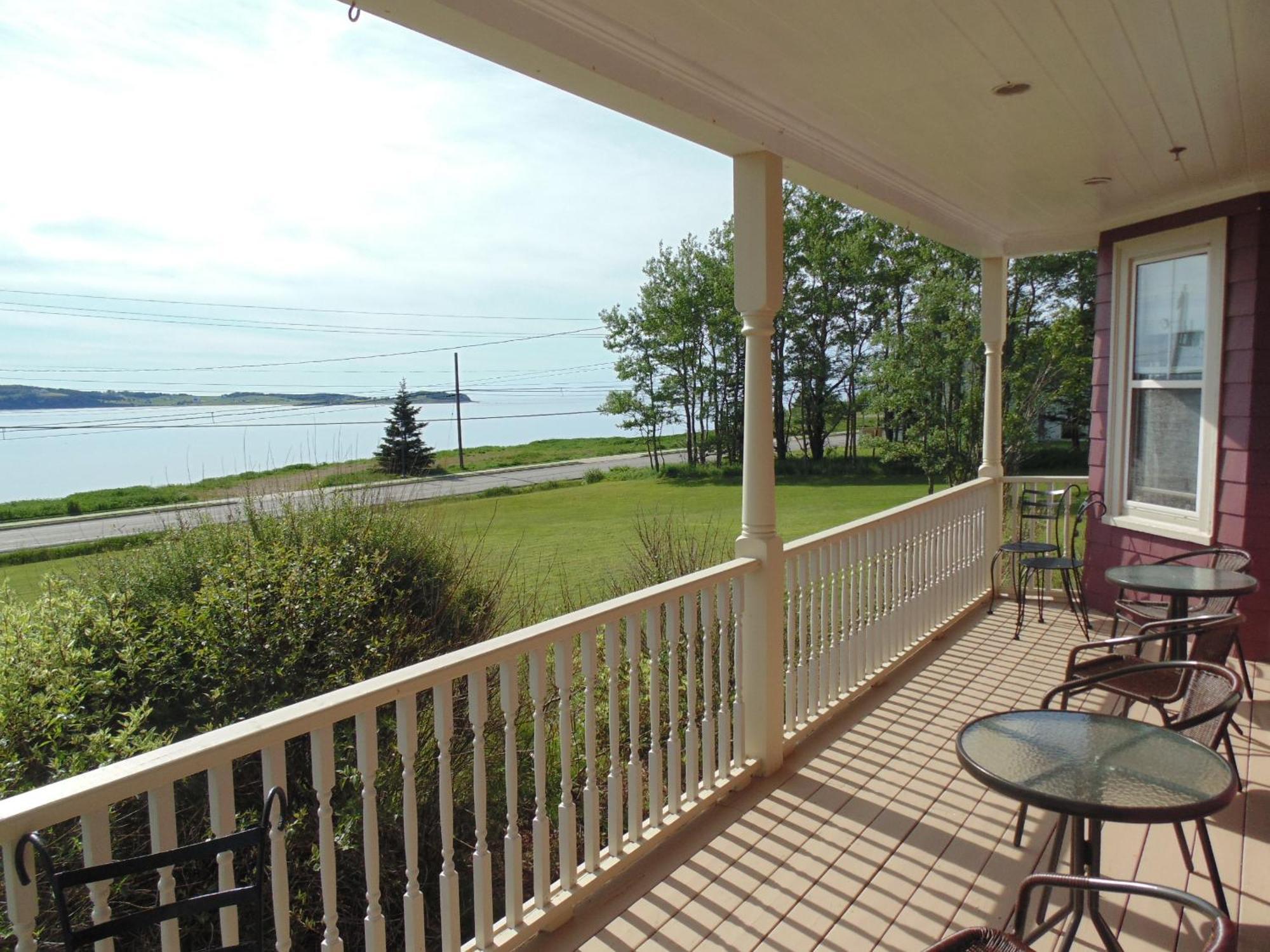 Hillcrest Hall Country Inn Port Hood Exterior photo